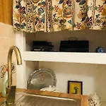 Vintage 2 With Balcony Апартаменты