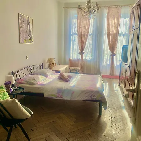 Apartment Vintage 2 With Balcony Lviv
