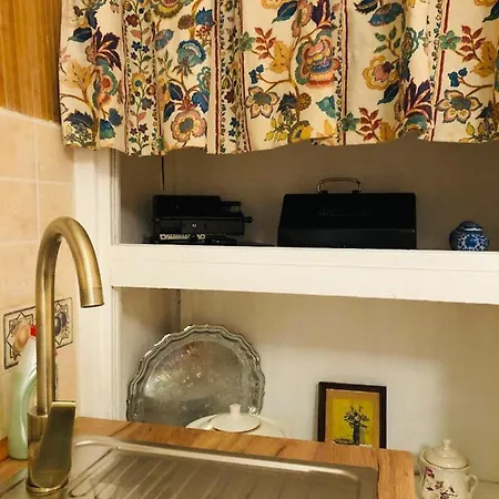 Vintage 2 With Balcony Apartmán